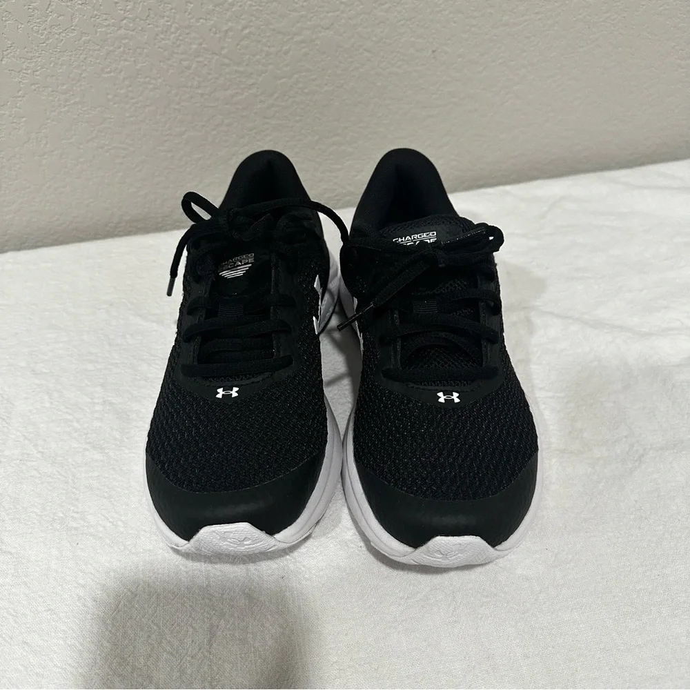 Under Armour Charged Escape 3 Black & White Women’s Size 6 SKU3024913. Preloved - Picture 5 of 12